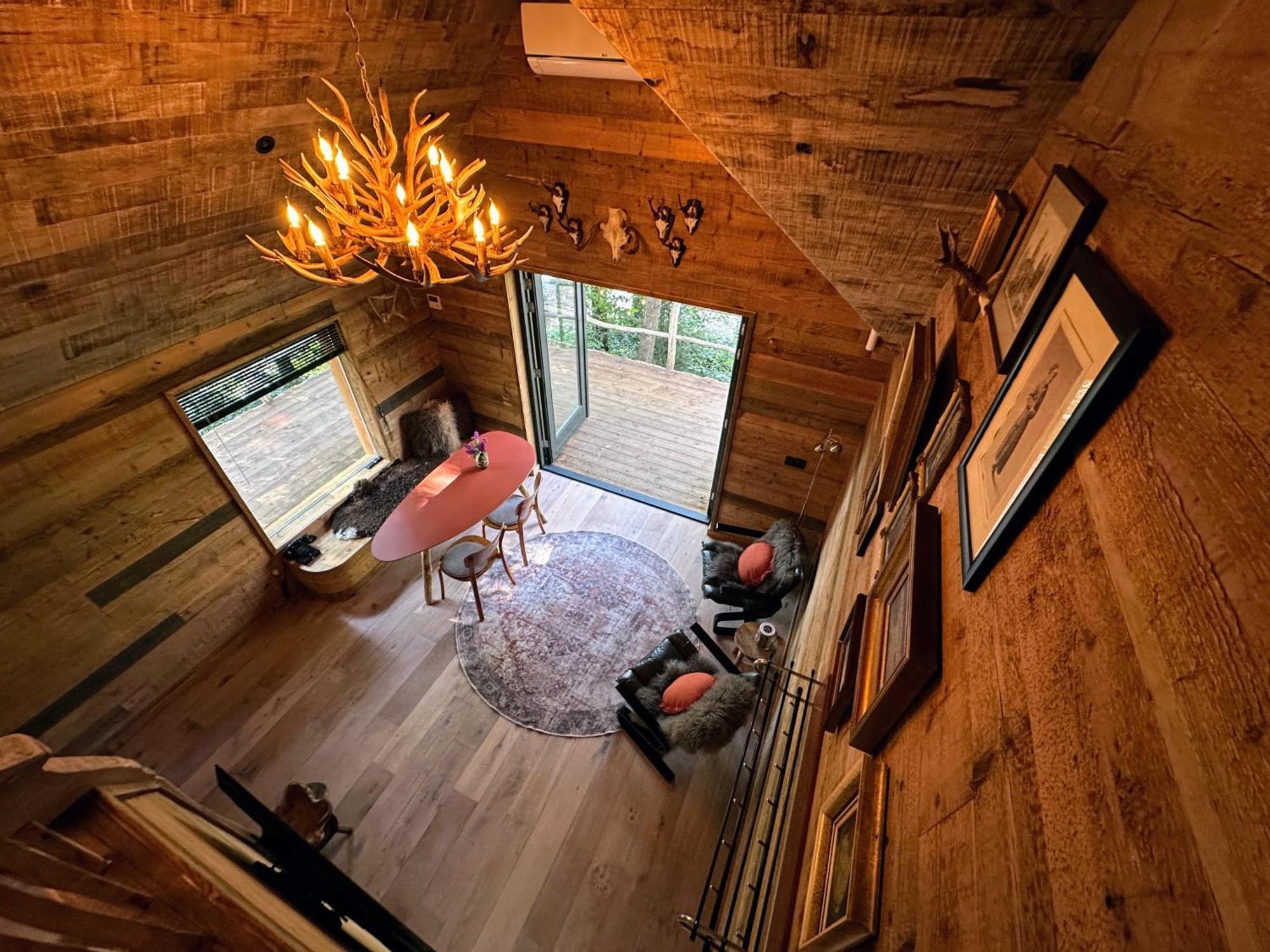 New Unique Treehouses With Hot Tub In Holiday home *
